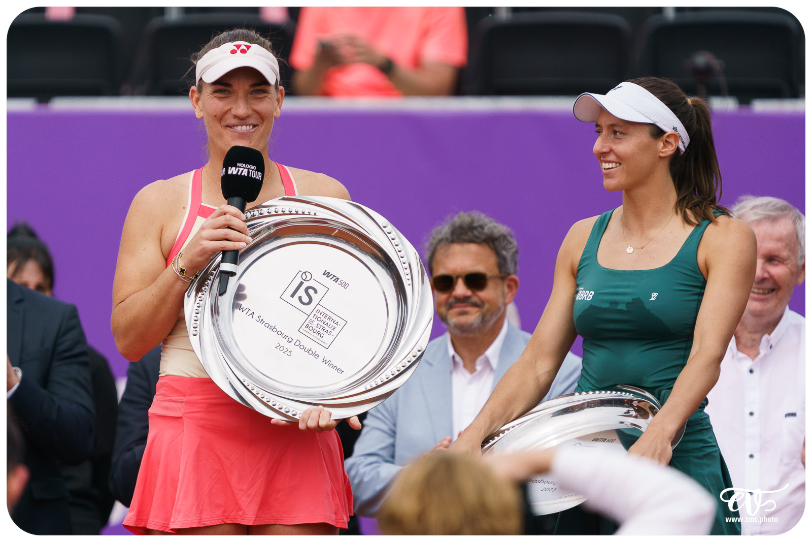 WTA 500 IS 2025 : T. BABOS + L. STEPHANIE vs H. GUO + N. MELICHA